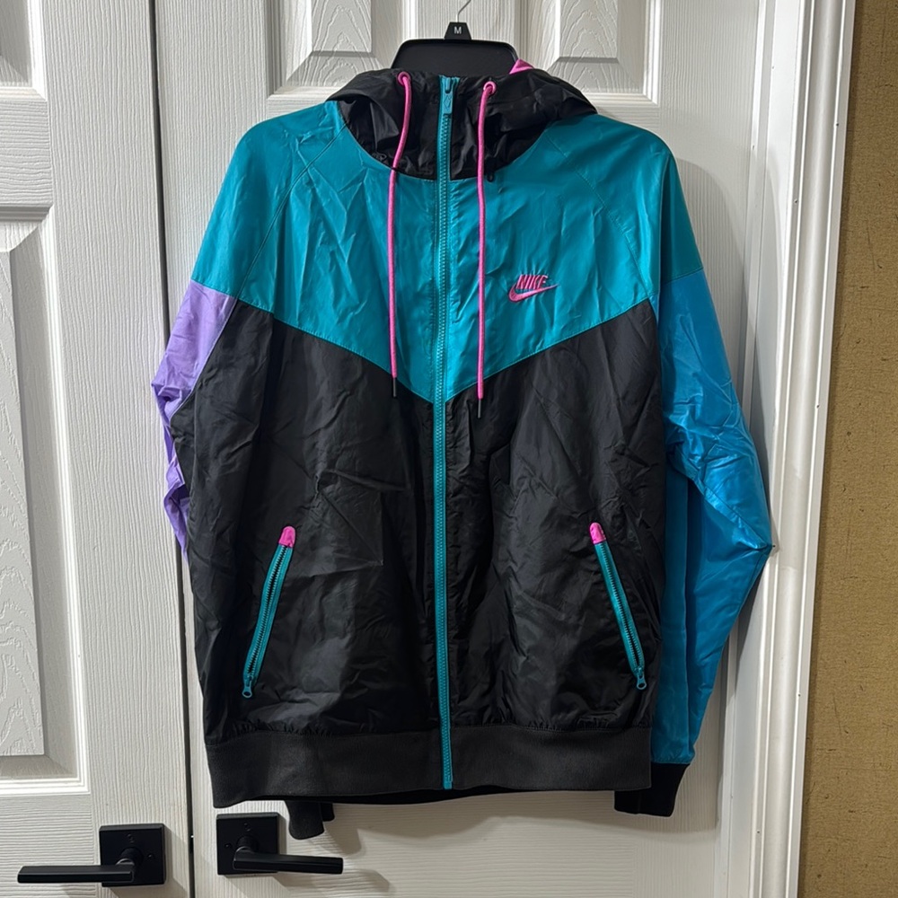 Nike Teal and Black Windbreaker with Pink Accents